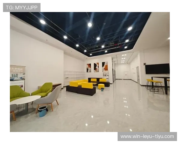 吕小军家里冰箱塞满蛋白粉，邻居以为开健身房