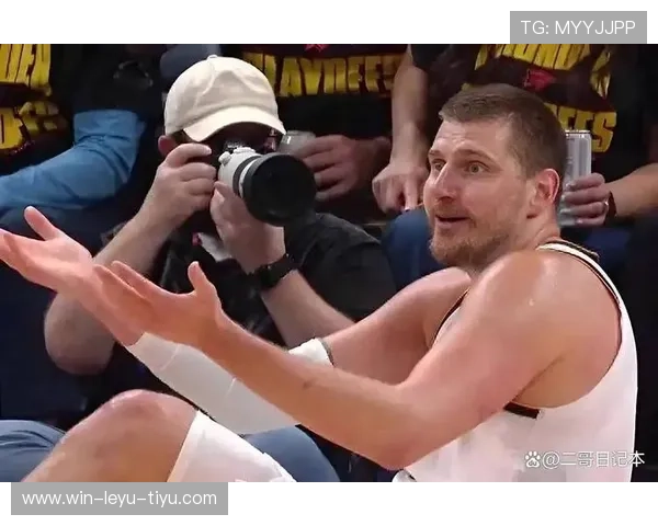 戈贝尔挡拆换防限制约基奇切入 比单防更稳固篮板掌控