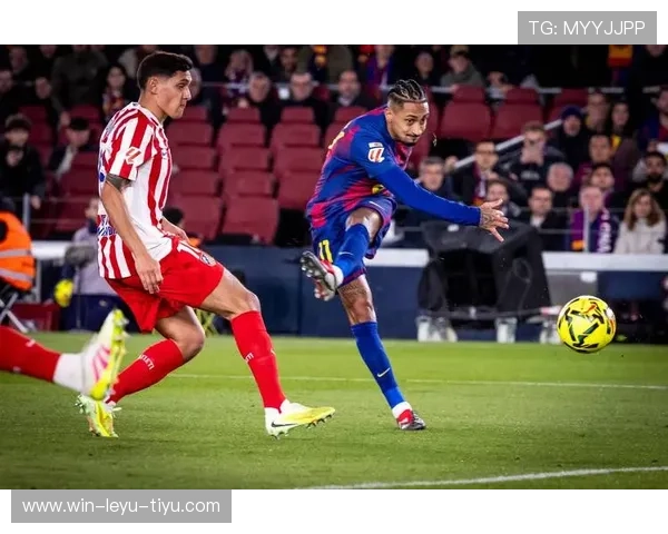 拉菲尼亚在巴萨的战术角色与体系适配解析